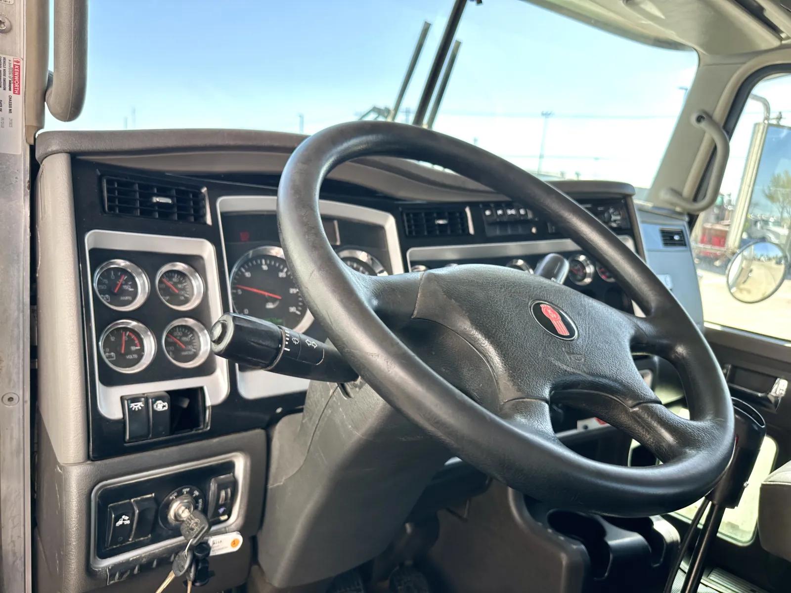 2019 Kenworth W900 in Hutchins, TX — photo 15