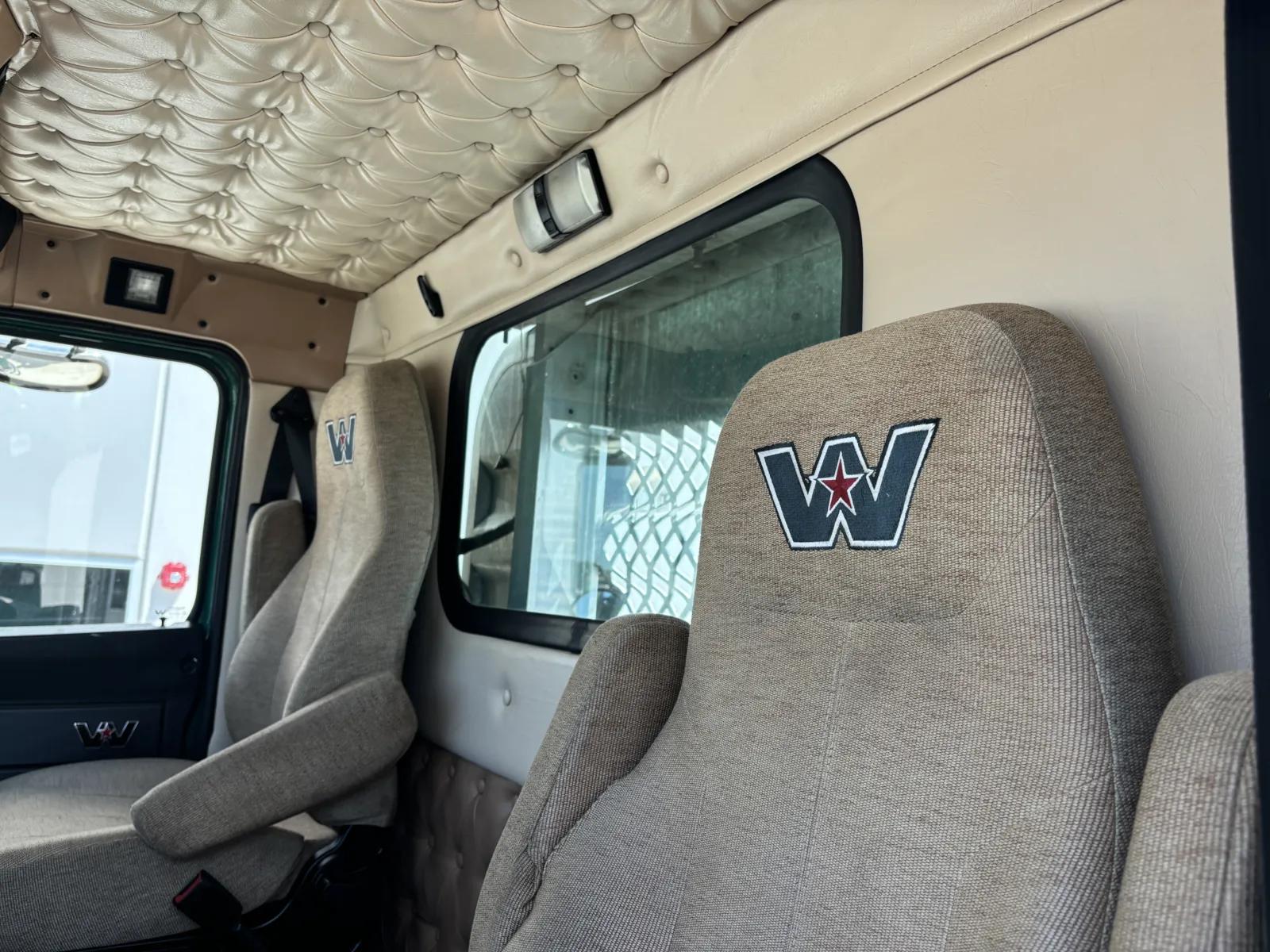 2015 Western Star 4900 in Hutchins, TX — photo 20