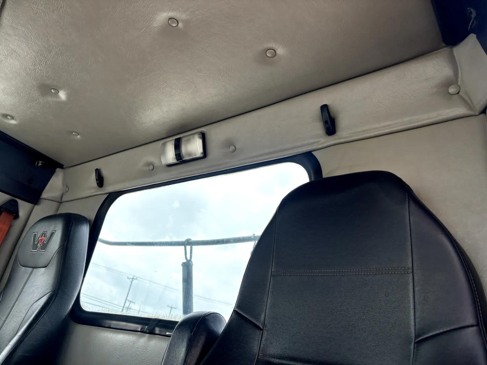 2019 Western Star 4900 in Hutchins, TX — photo 20