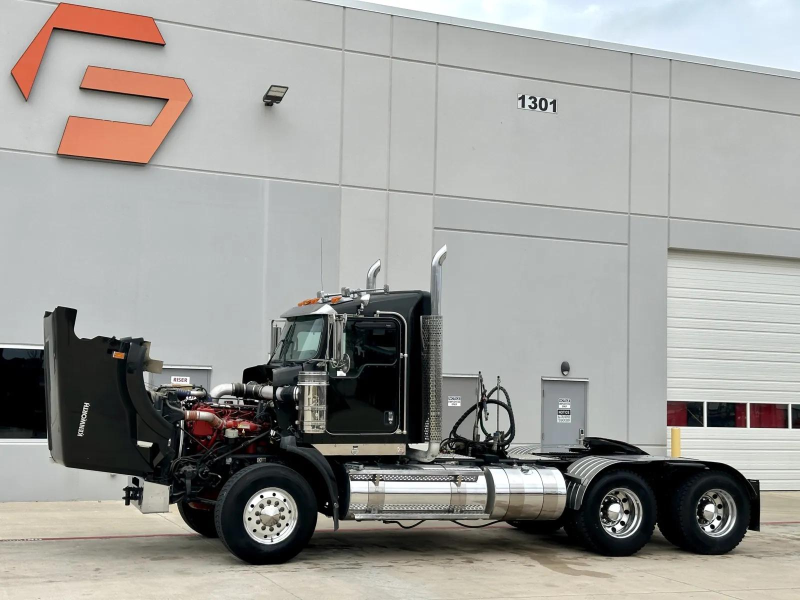 2015 Kenworth T800 in Hutchins, TX — photo 10