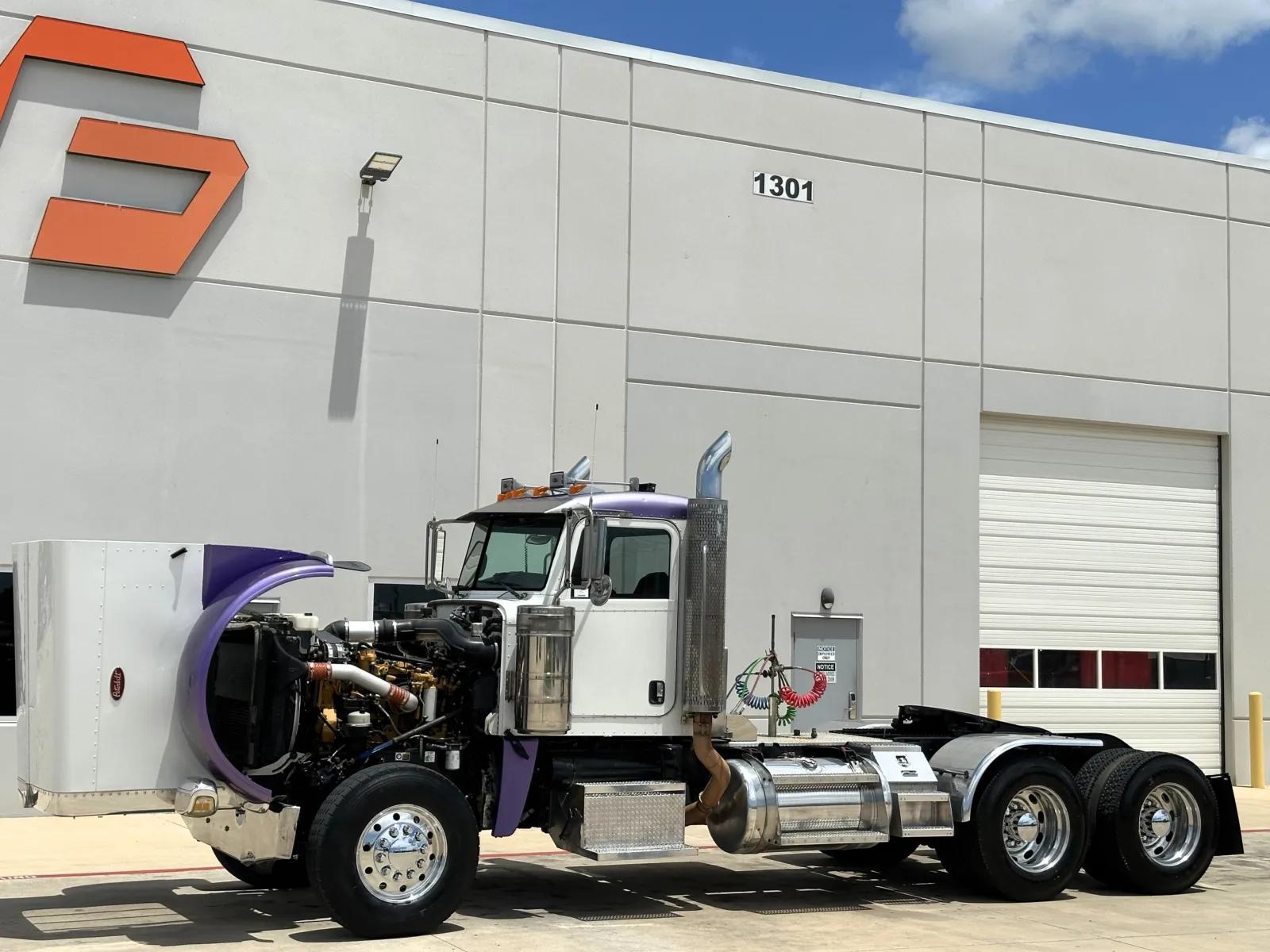 2008 Peterbilt 388 in Hutchins, TX — photo 10