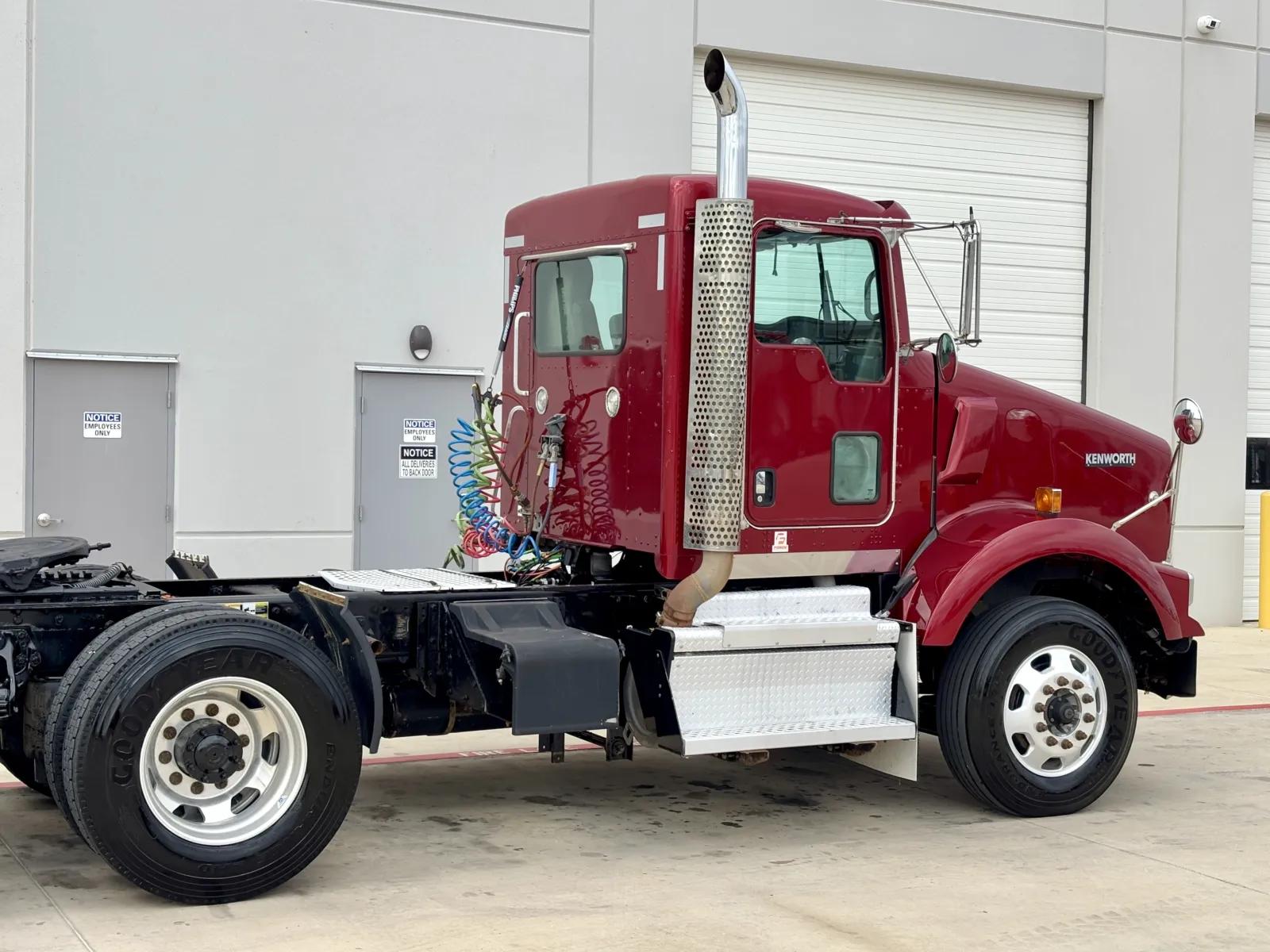 2020 Kenworth T800 in Hutchins, TX — photo 7