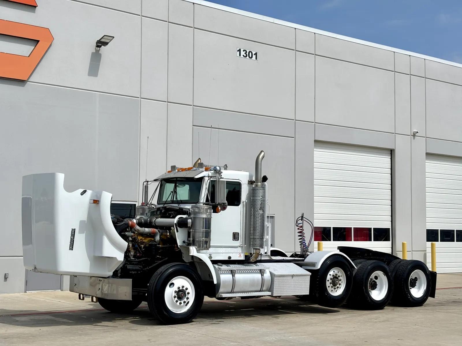 2001 Kenworth T800 in Hutchins, TX — photo 10