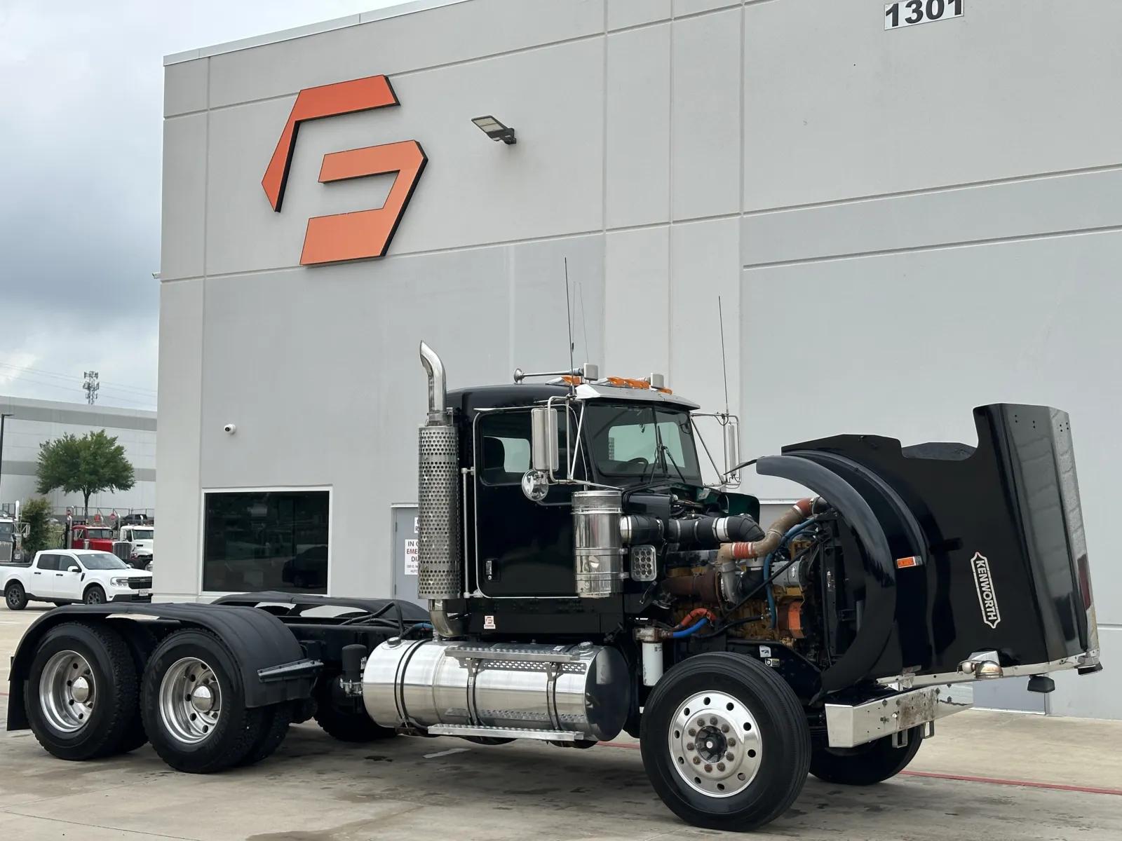 2003 Kenworth W900 in Hutchins, TX — photo 9