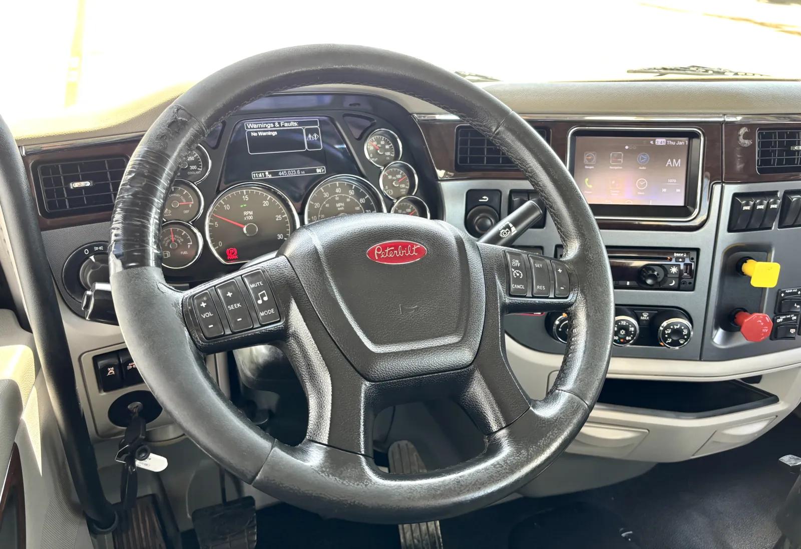 2019 Peterbilt 567 in Hutchins, TX — photo 16