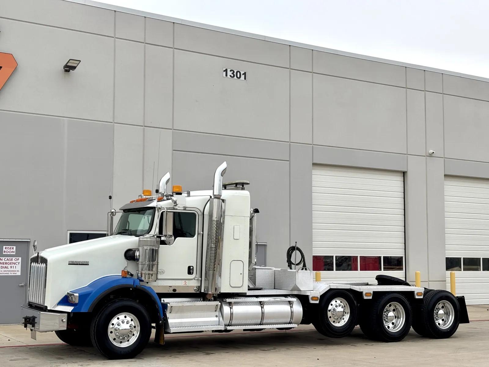 2016 Kenworth T800 in Hutchins, TX — photo 2