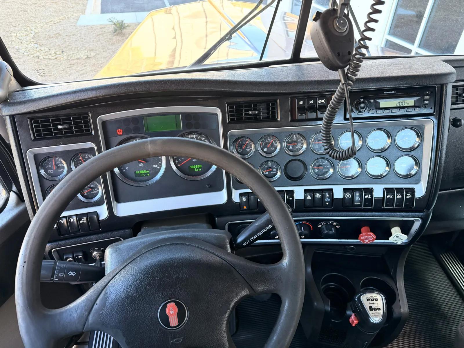 2011 Kenworth W900 in Greer, SC — photo 16