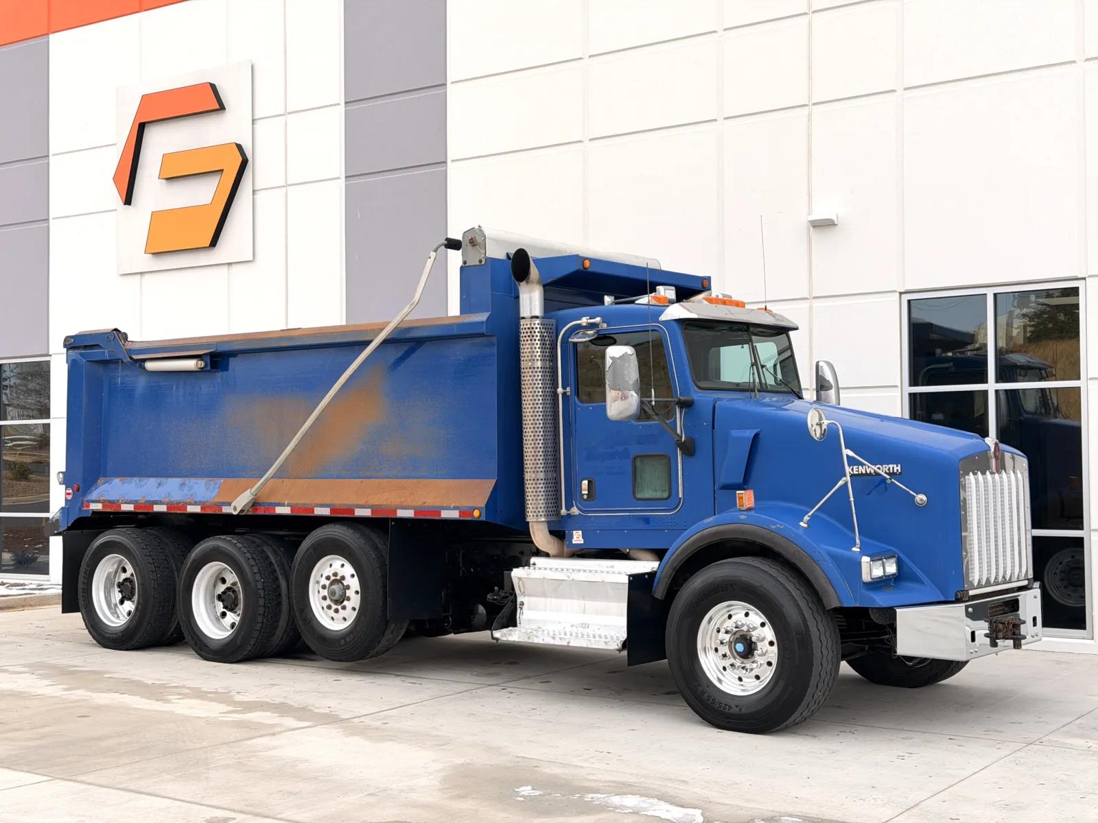 2011 Kenworth T800 in Greer, SC — photo 2