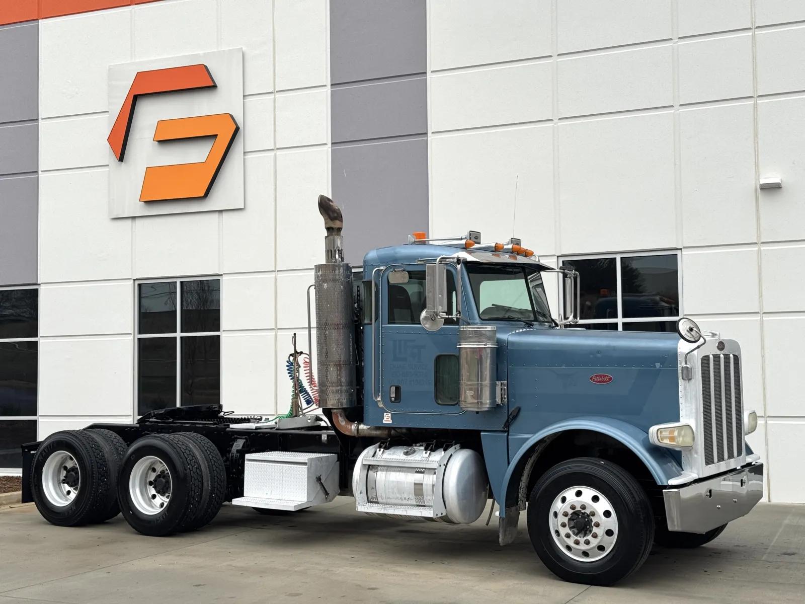 2009 Peterbilt 388