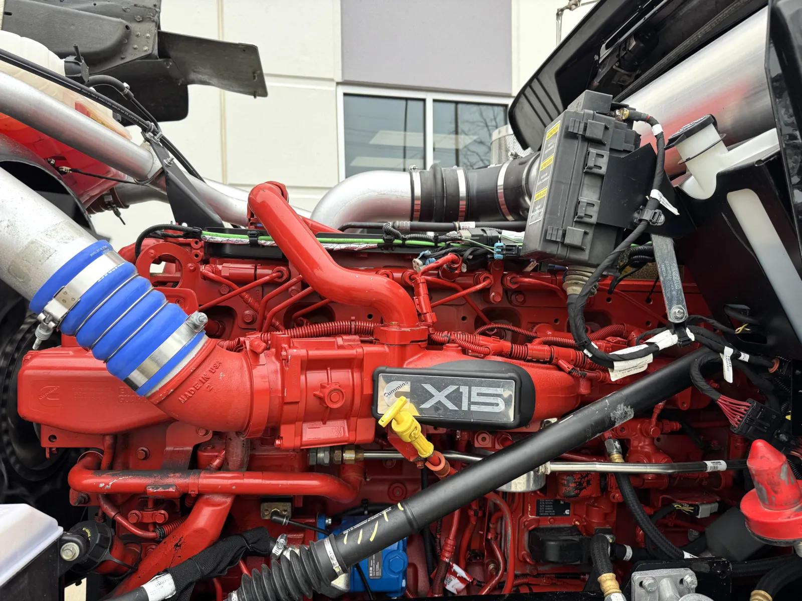 2023 Kenworth W900 in Greer, SC — photo 12