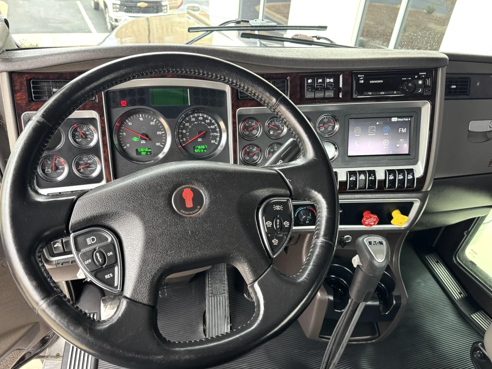 2023 Kenworth W900 in Greer, SC — photo 16