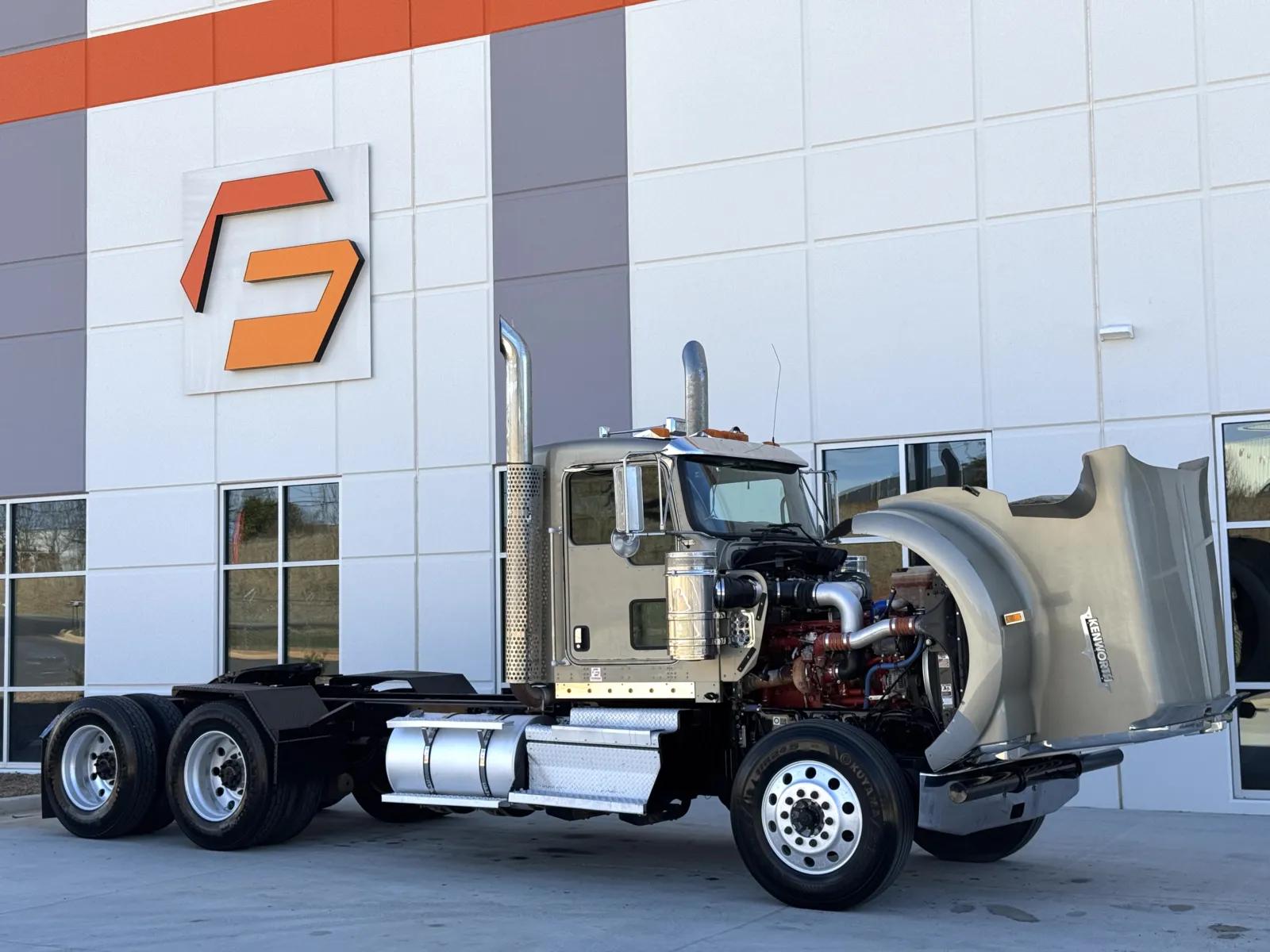 2021 Kenworth W900 in Greer, SC — photo 9