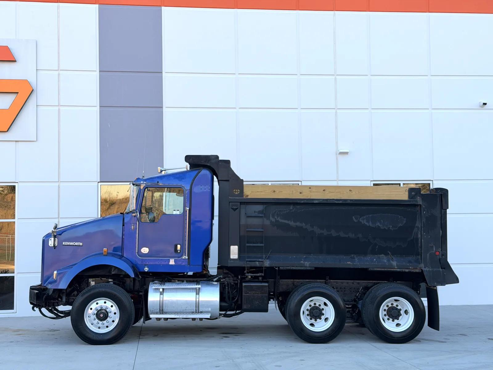 2011 Kenworth T800 in Greer, SC — photo 5
