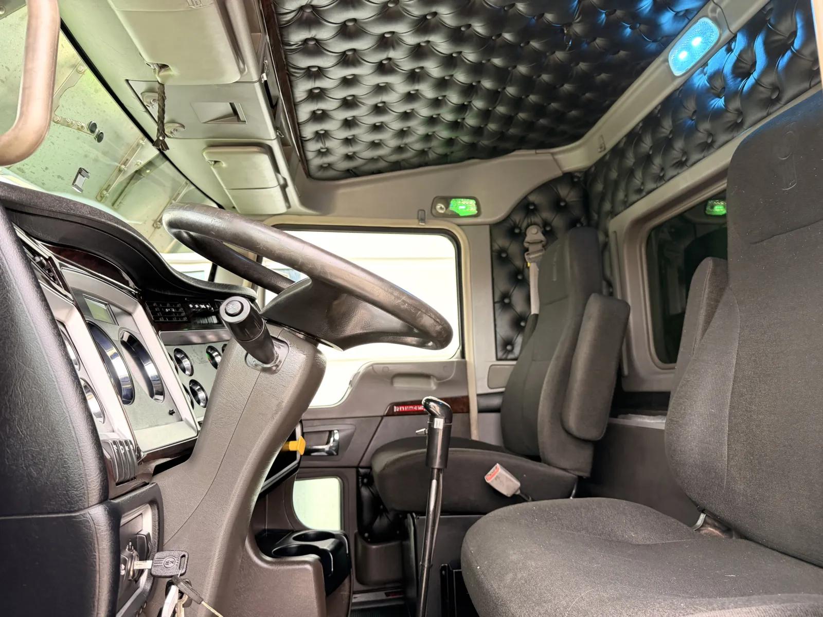 2019 Kenworth W900 in Greer, SC — photo 15
