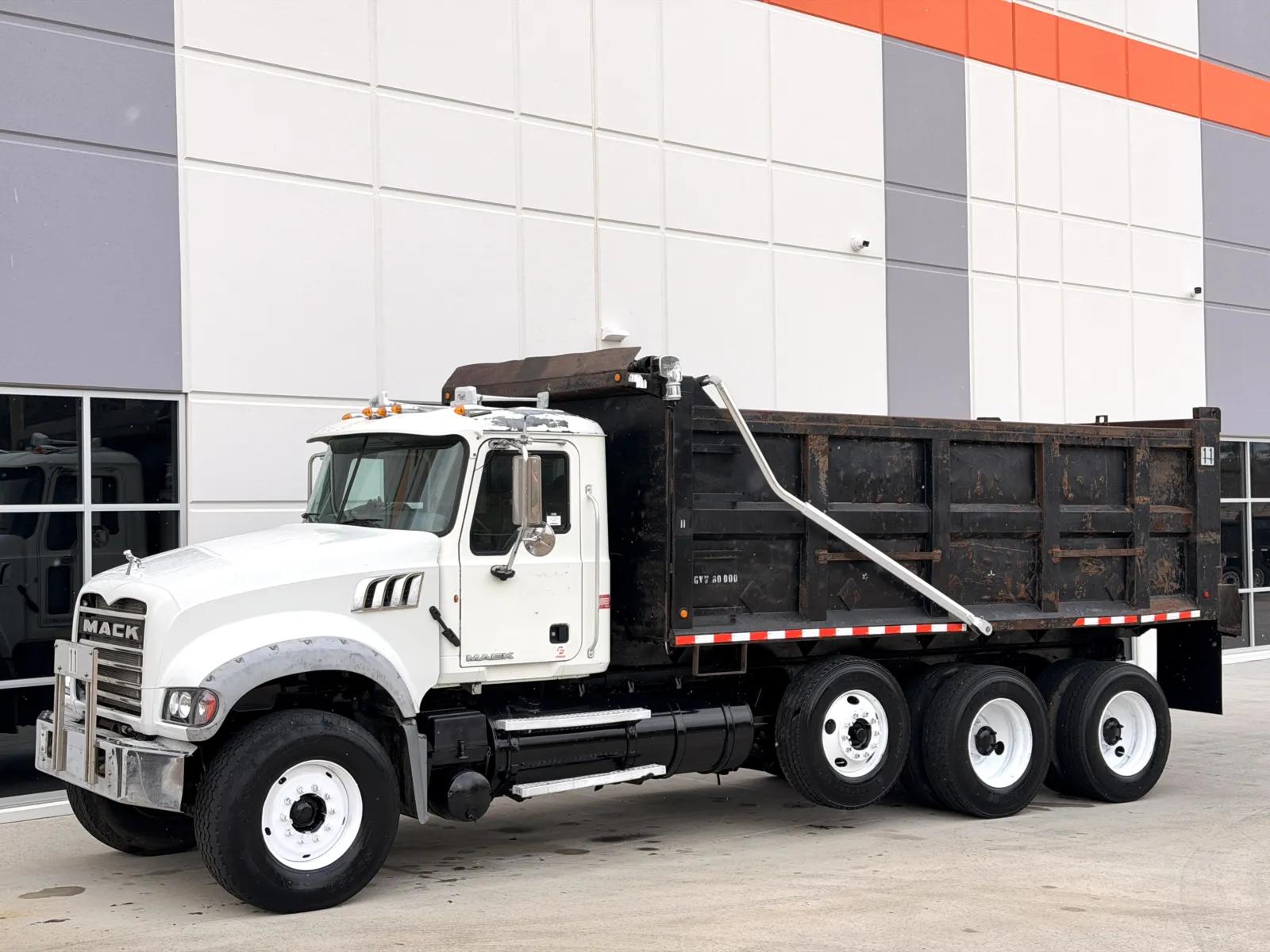2010 Mack Granite in Greer, SC — photo 3