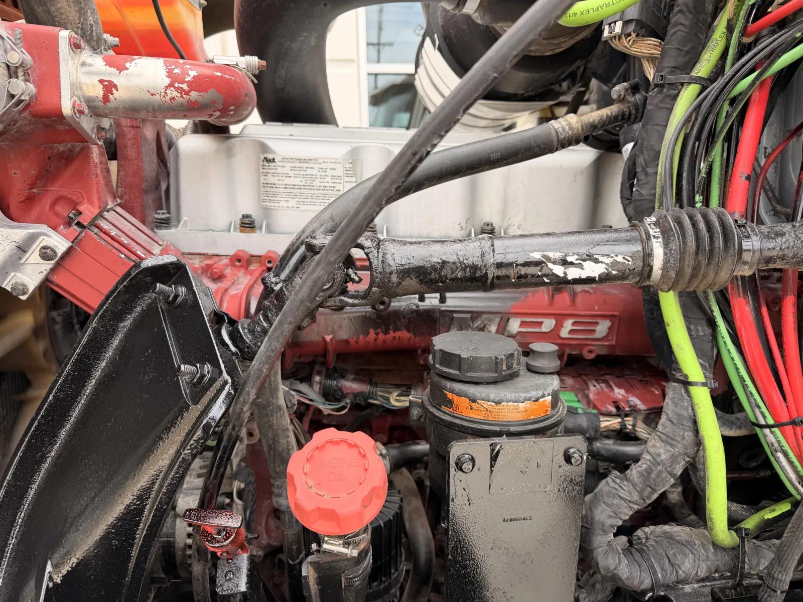 2014 Mack Pinnacle in Greer, SC — photo 13