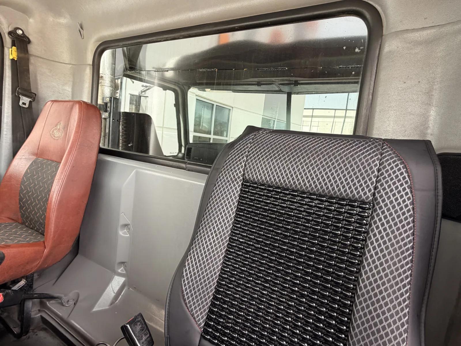 2014 Mack Pinnacle in Greer, SC — photo 21