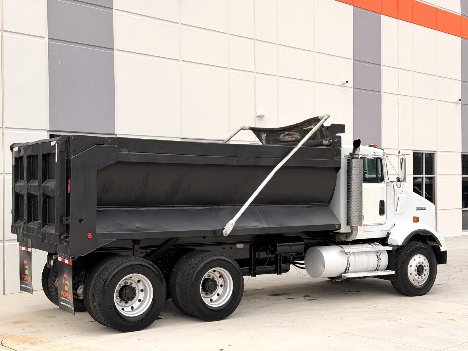 2001 Kenworth T800 in Greer, SC — photo 6