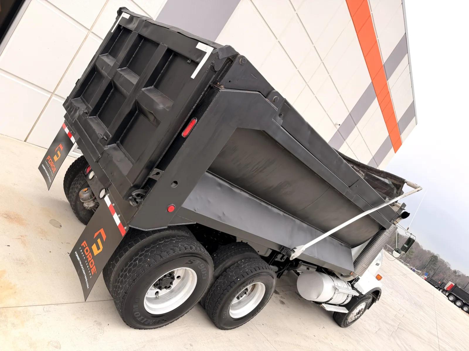 2001 Kenworth T800 in Greer, SC — photo 12