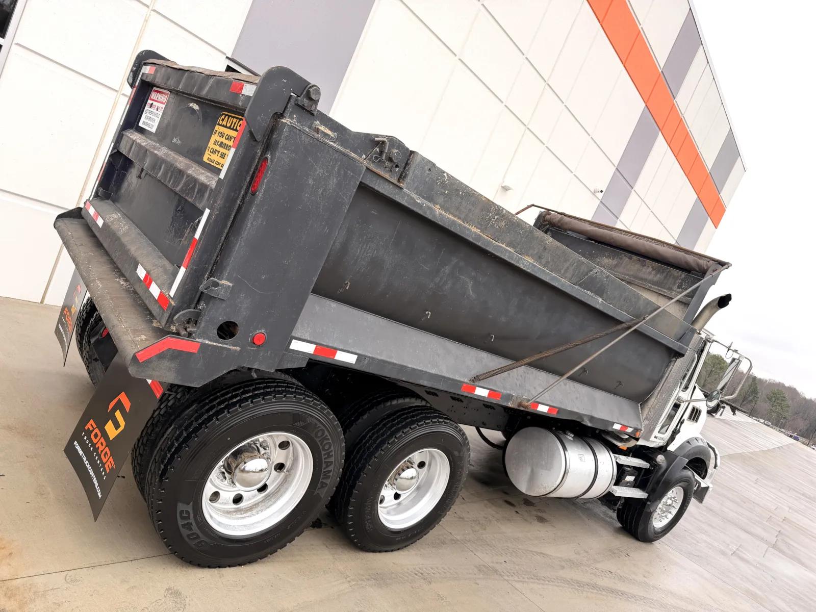 2006 Mack in Greer, SC — photo 12