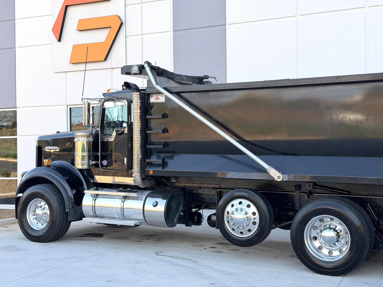 2021 Kenworth W900 in Greer, SC — photo 9