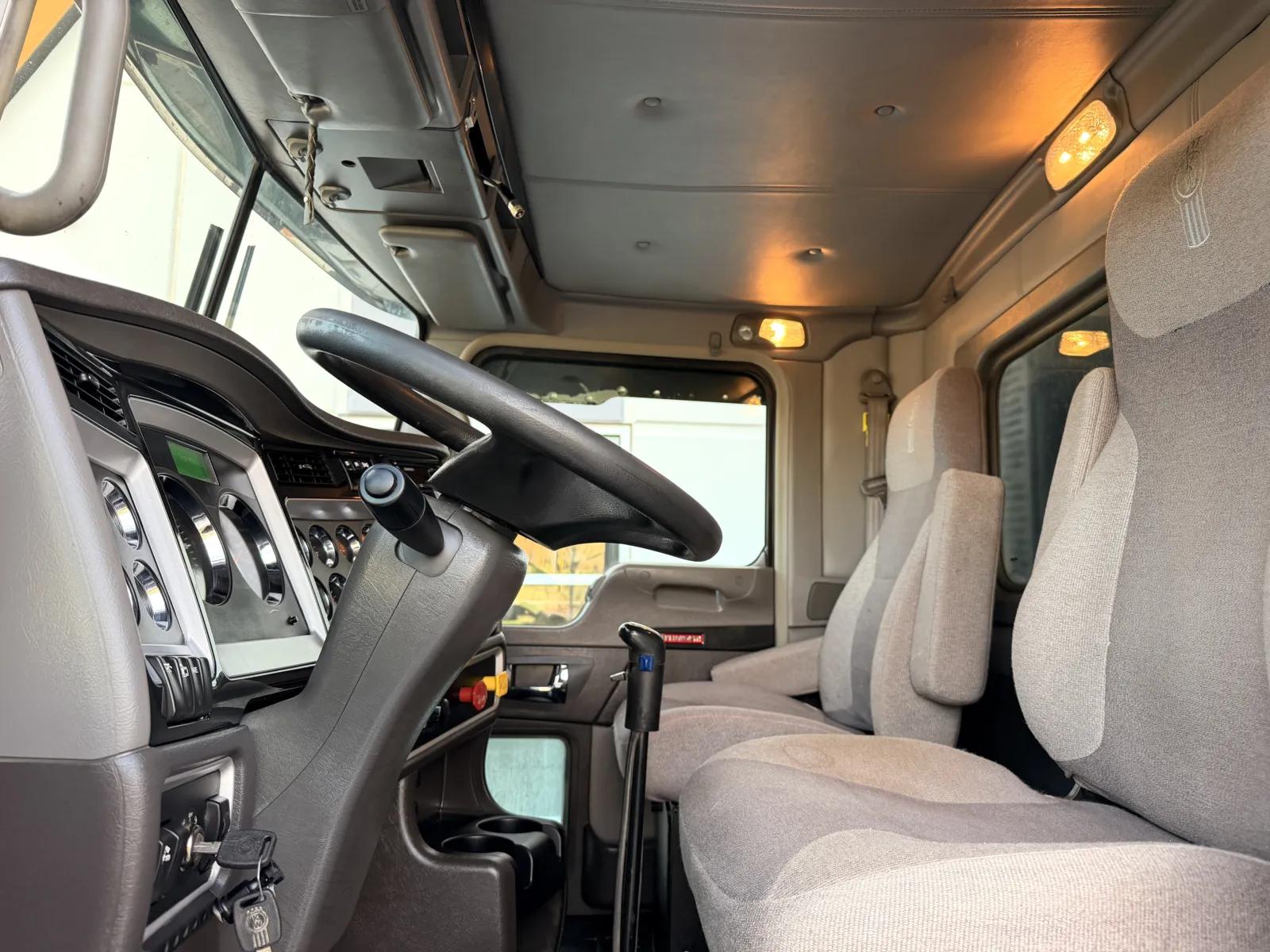 2021 Kenworth W900 in Greer, SC — photo 15