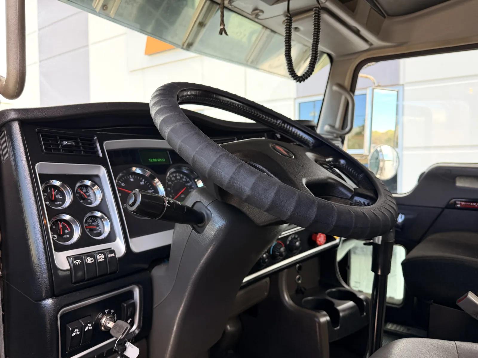 2018 Kenworth W900 in Greer, SC — photo 15
