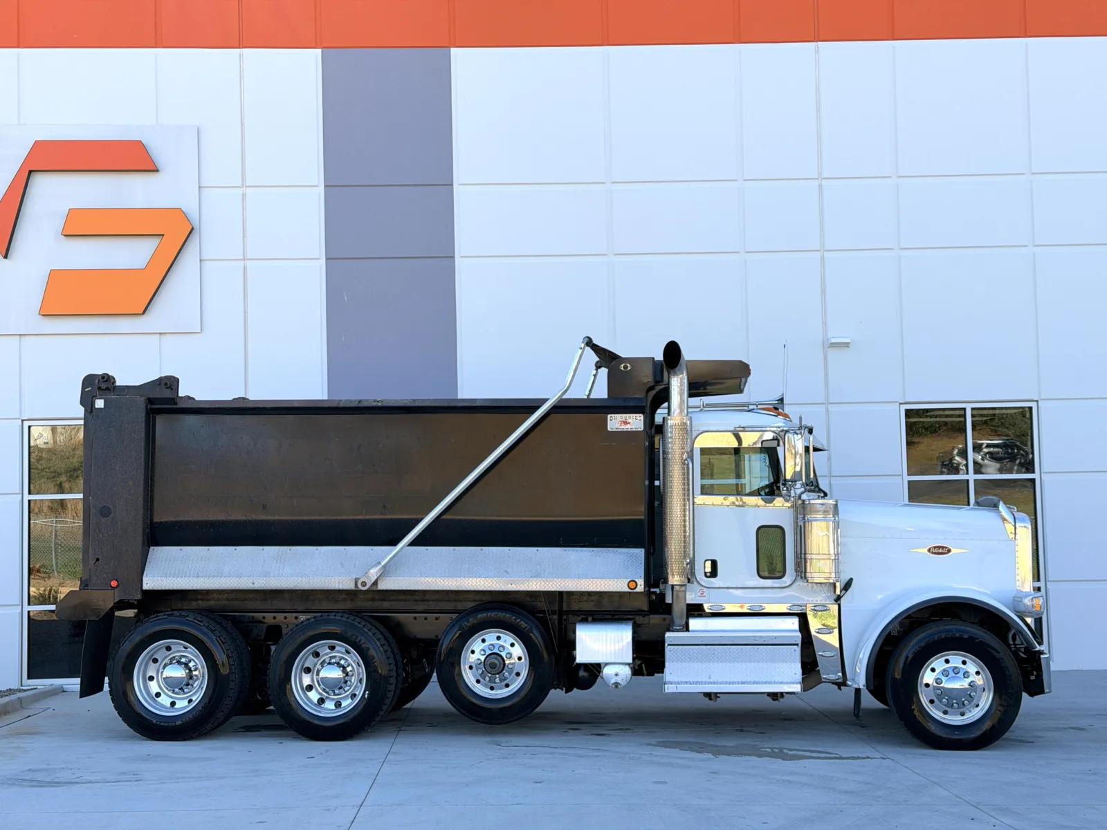 2021 Peterbilt 389 in Greer, SC — photo 4