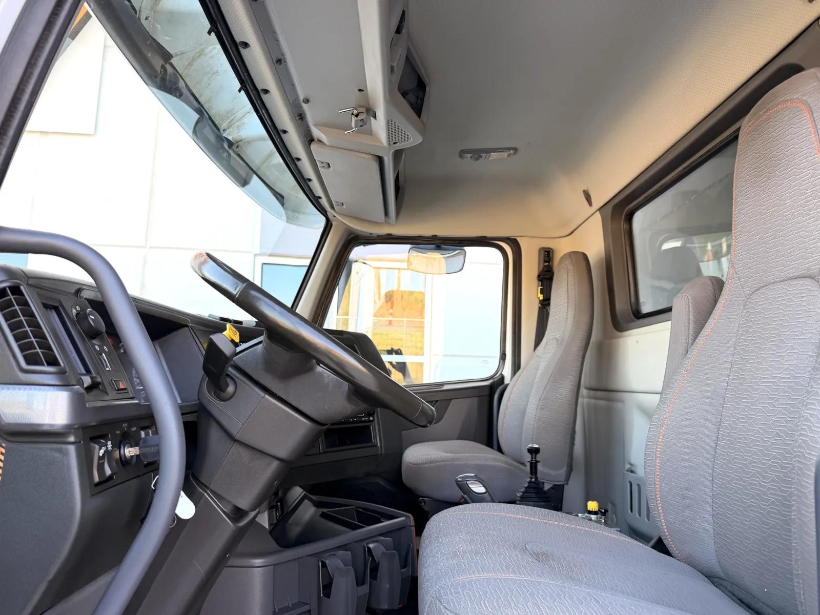 2022 Volvo VHD 300 in Greer, SC — photo 15