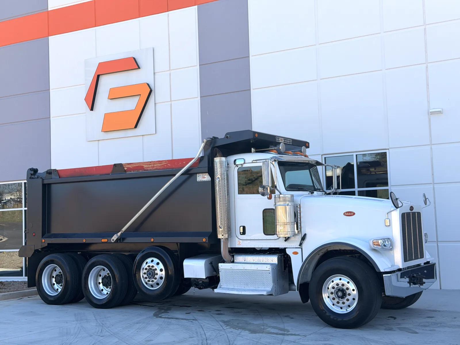 2016 Peterbilt 367 in Greer, SC — photo 2