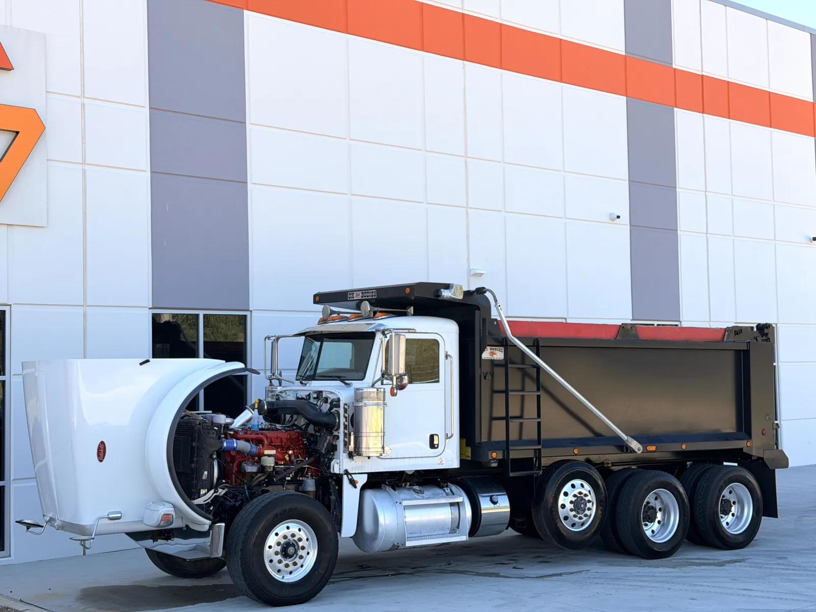 2016 Peterbilt 367 in Greer, SC — photo 11
