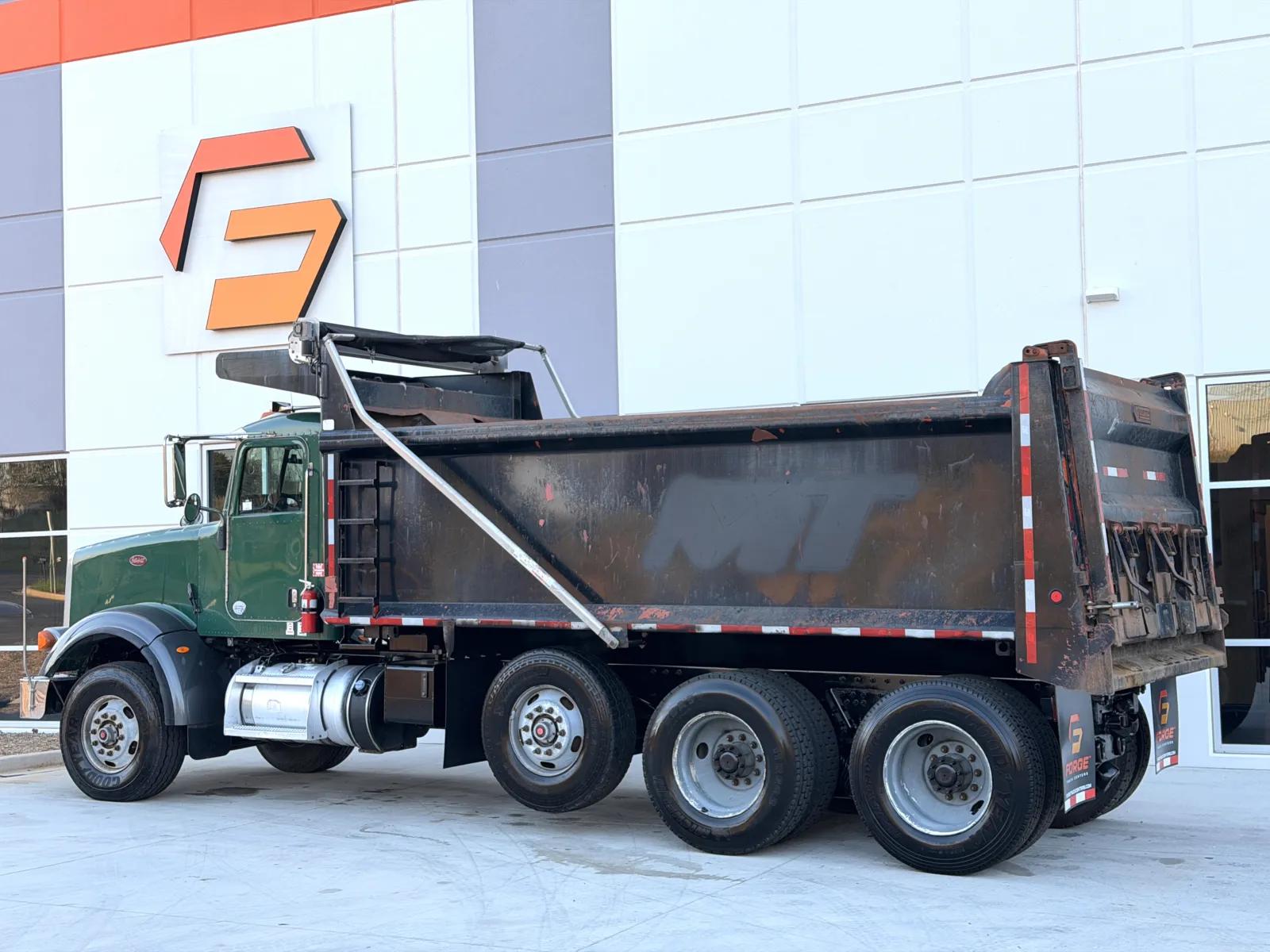 2011 Peterbilt 367 in Greer, SC — photo 7