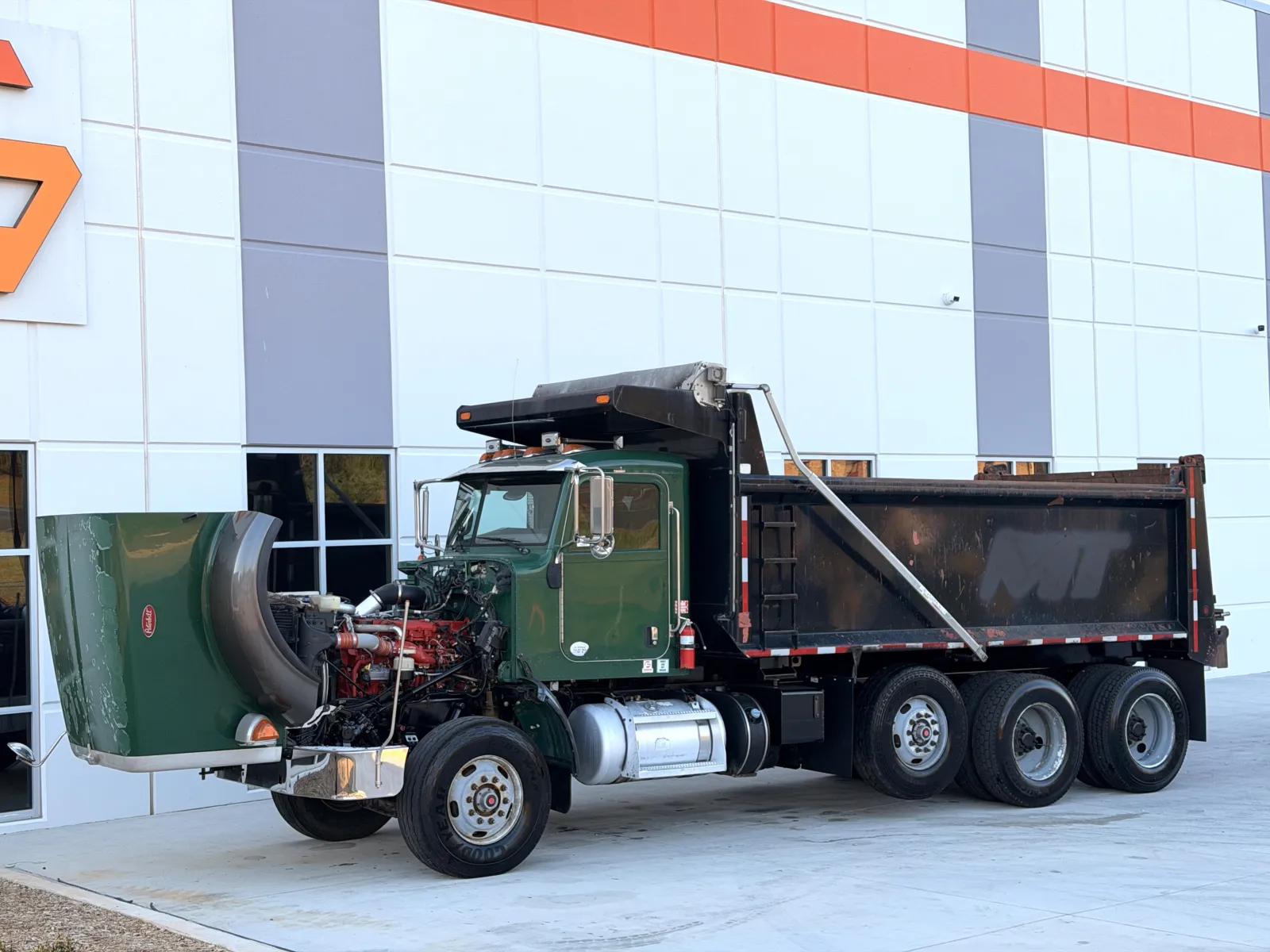 2011 Peterbilt 367 in Greer, SC — photo 11