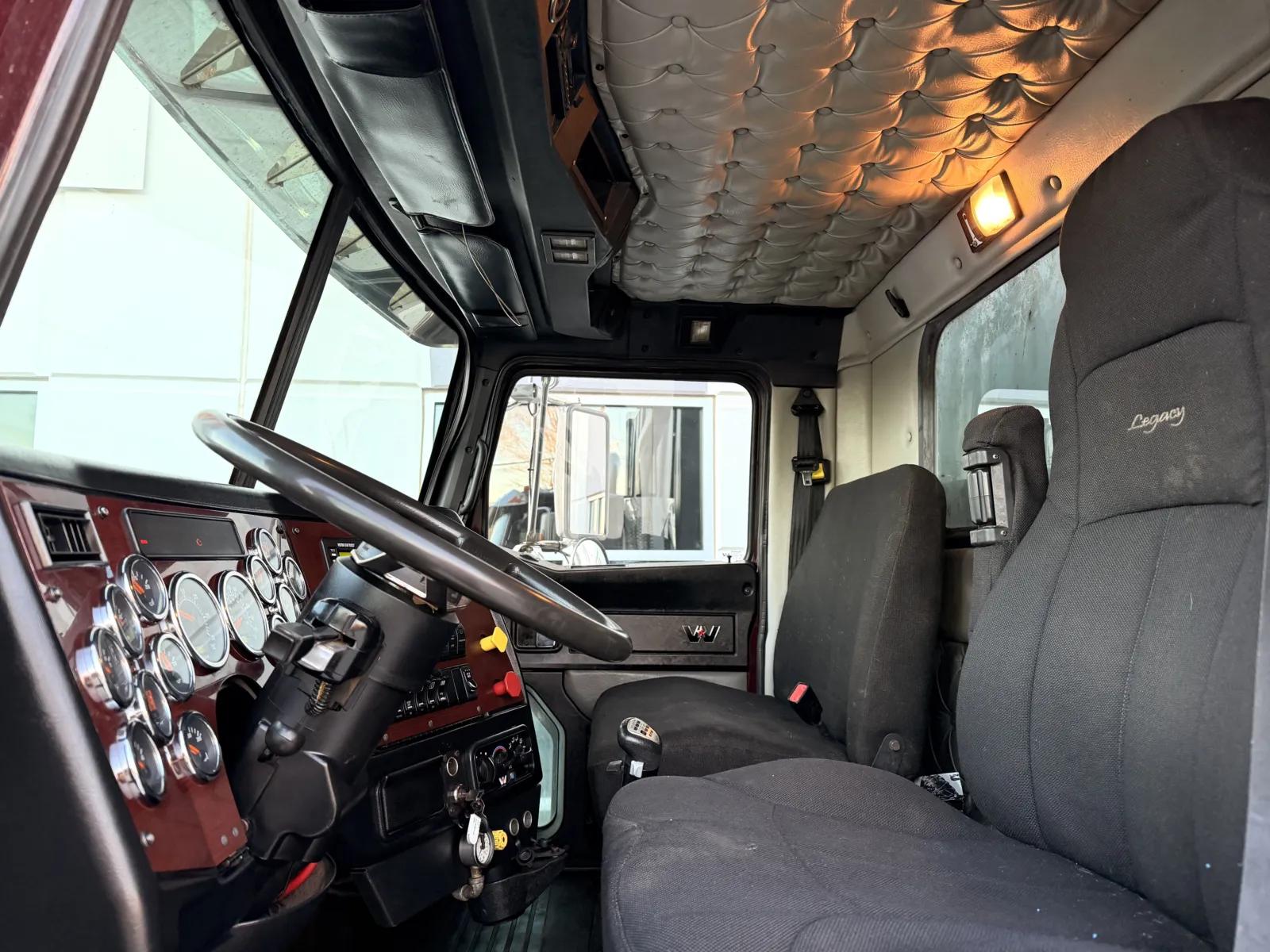 2017 Western Star 4900 in Greer, SC — photo 14