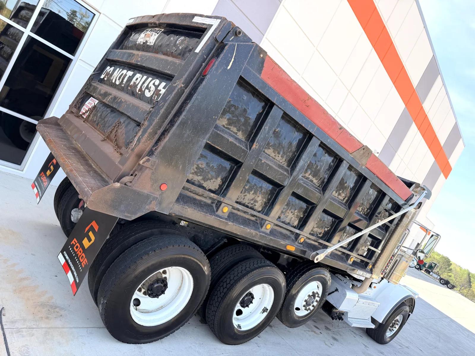 2016 Peterbilt 367 in Greer, SC — photo 12