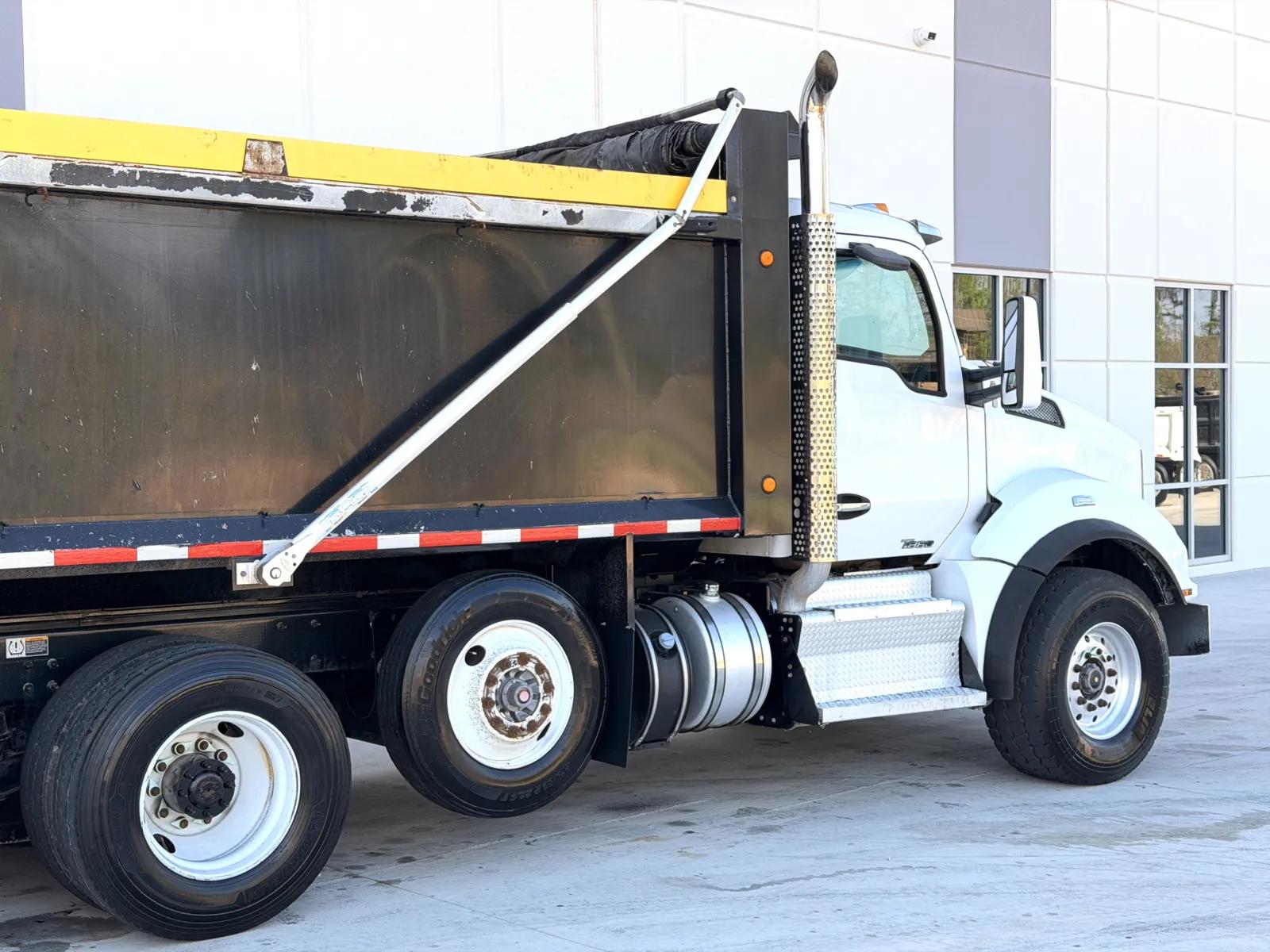 2016 Kenworth T880 in Greer, SC — photo 8