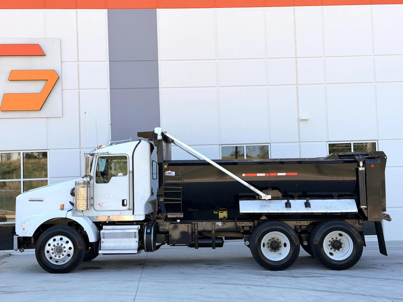 2019 Kenworth T800 in Greer, SC — photo 5