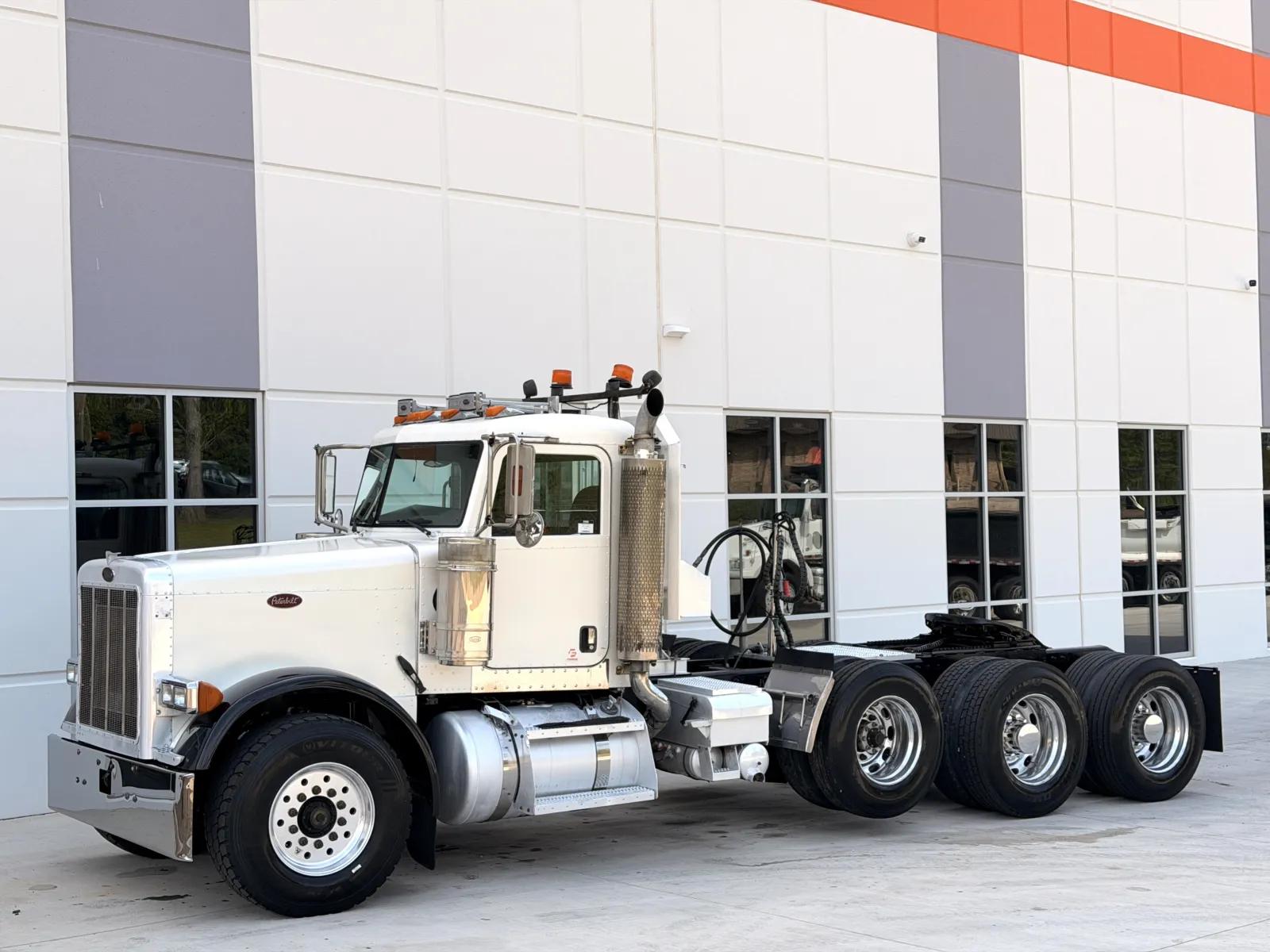 2006 Peterbilt 379 in Greer, SC — photo 2