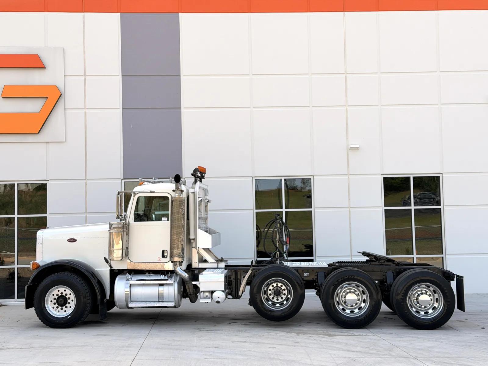 2006 Peterbilt 379 in Greer, SC — photo 4