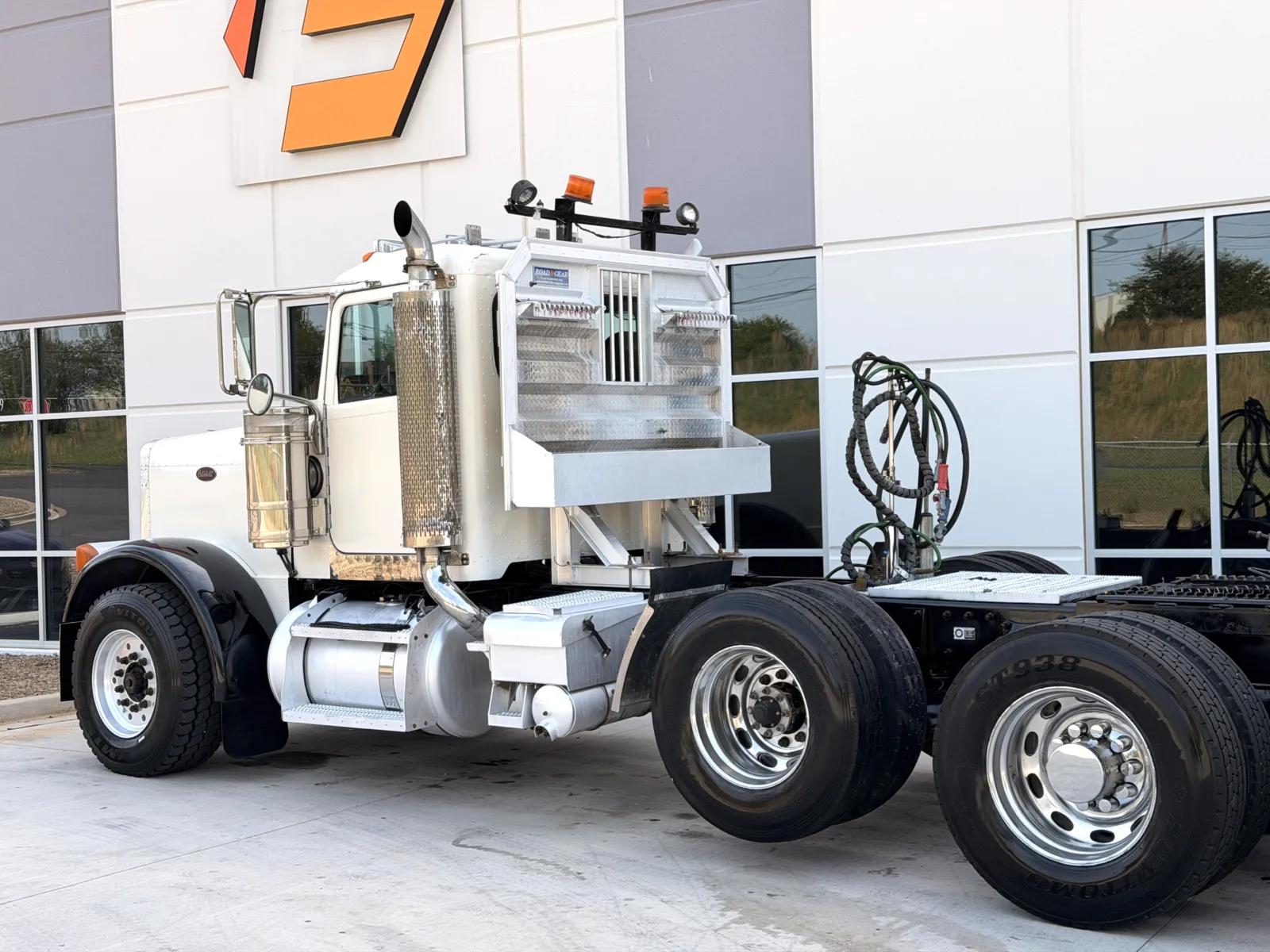 2006 Peterbilt 379 in Greer, SC — photo 8