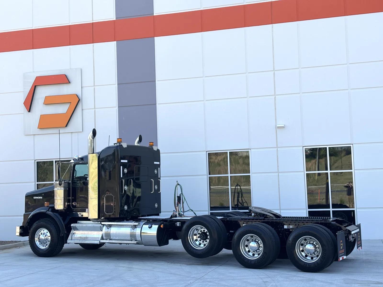 2024 Kenworth T800 in Greer, SC — photo 6