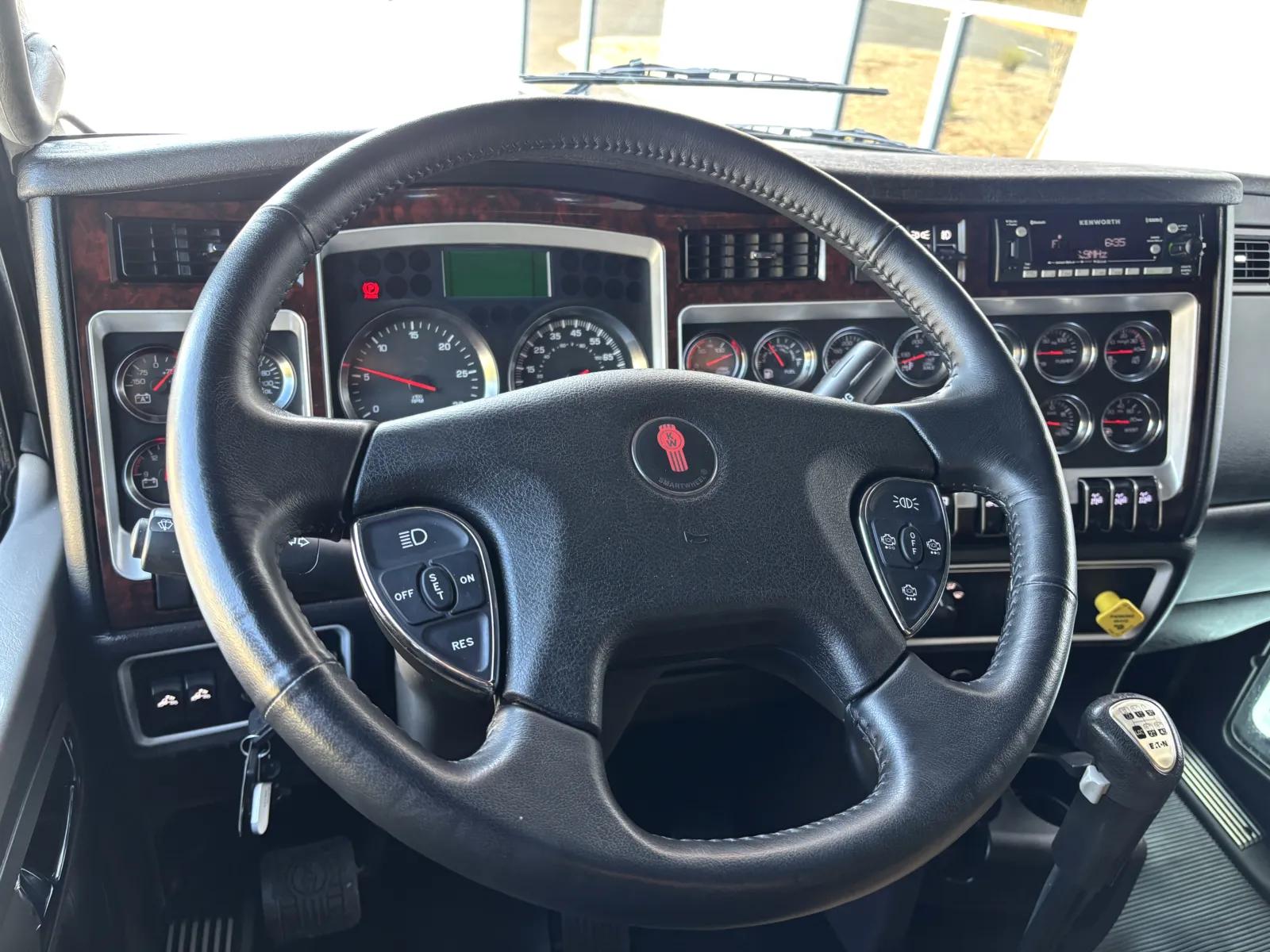 2024 Kenworth T800 in Greer, SC — photo 16