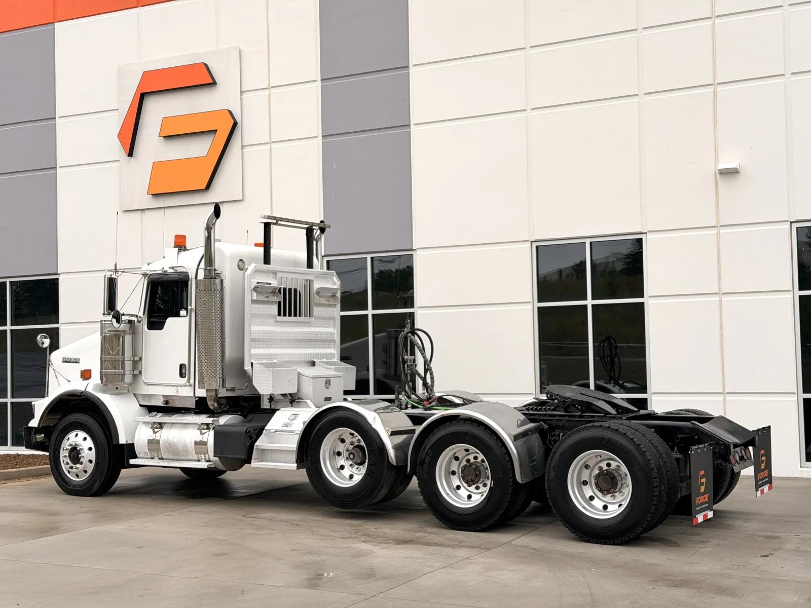 2015 Kenworth T800 in Greer, SC — photo 6