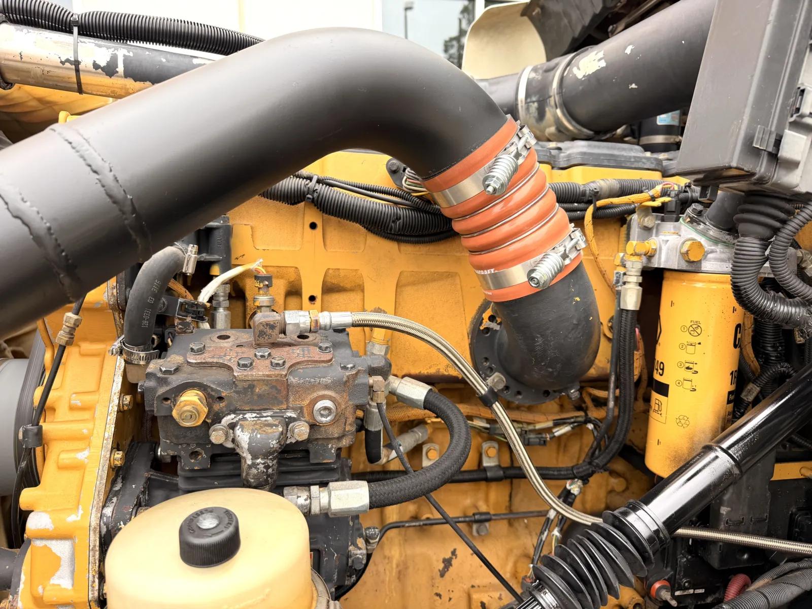 2015 Kenworth T800 in Greer, SC — photo 12