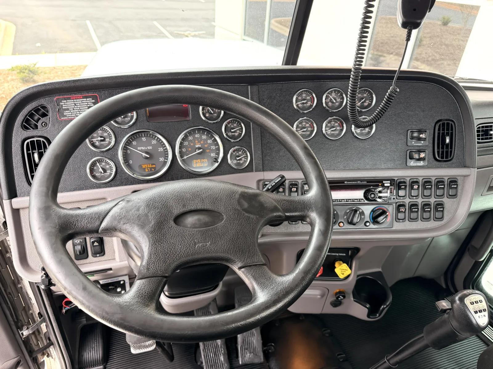 2020 Peterbilt 389 in Greer, SC — photo 16