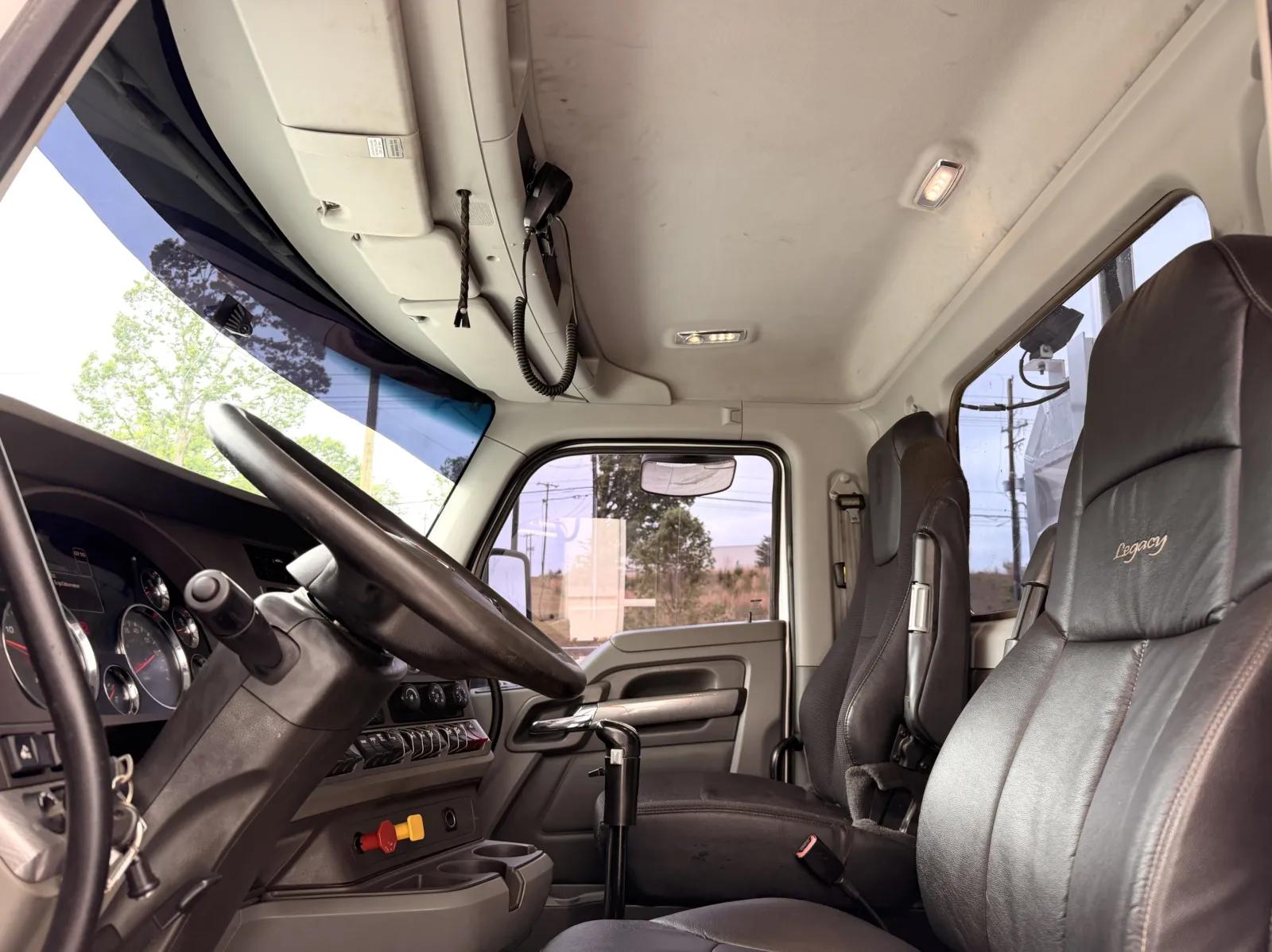 2019 Kenworth T880 in Greer, SC — photo 14