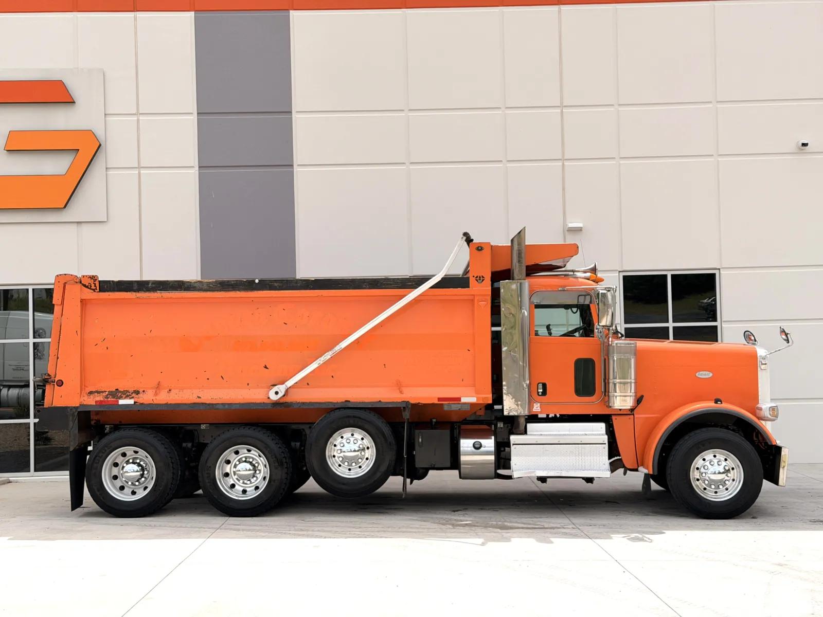 2018 Peterbilt 389 in Greer, SC — photo 4