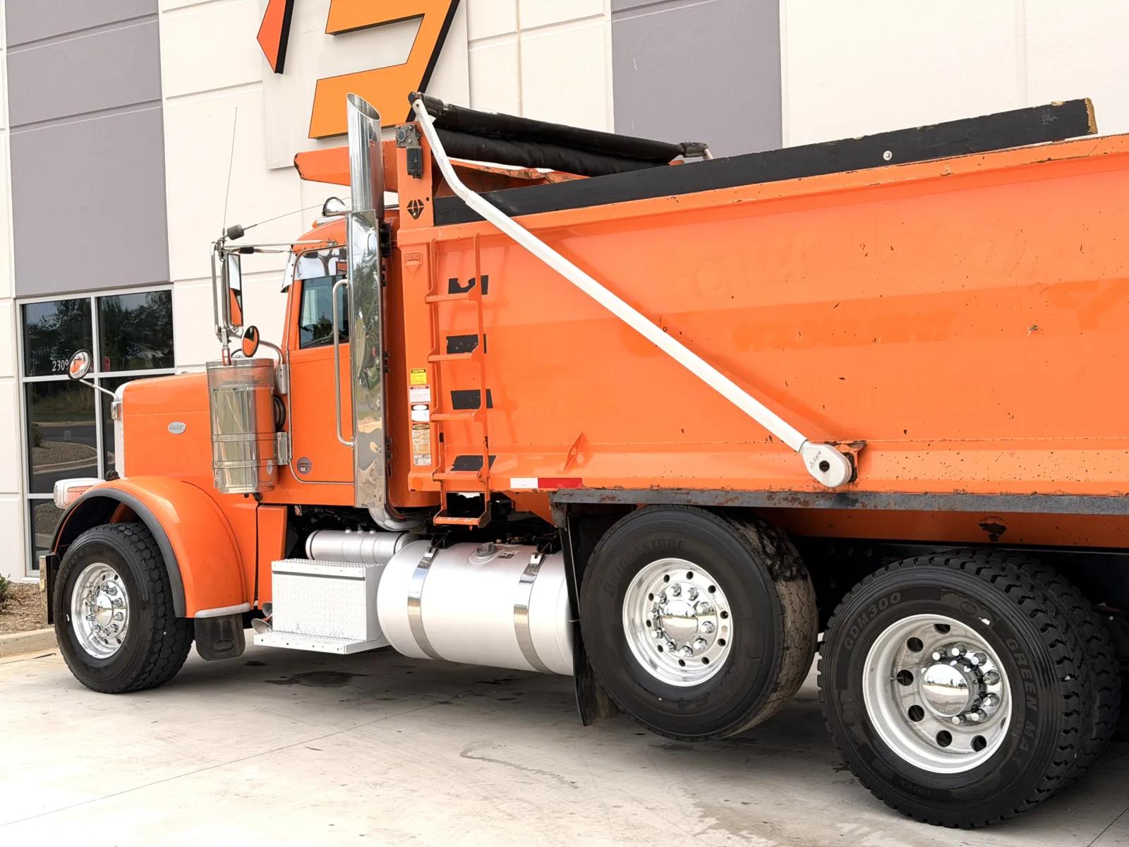 2018 Peterbilt 389 in Greer, SC — photo 9
