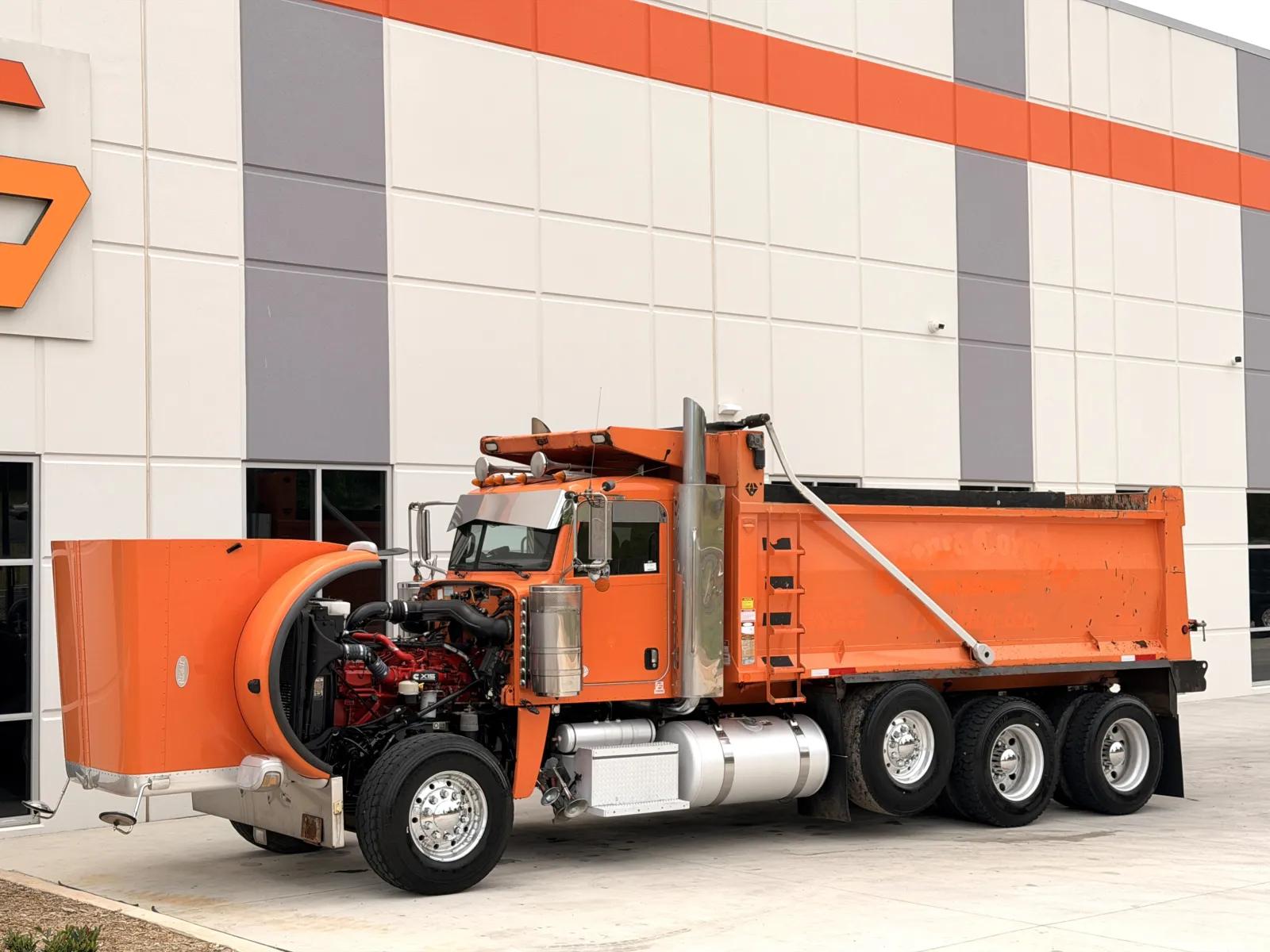 2018 Peterbilt 389 in Greer, SC — photo 11