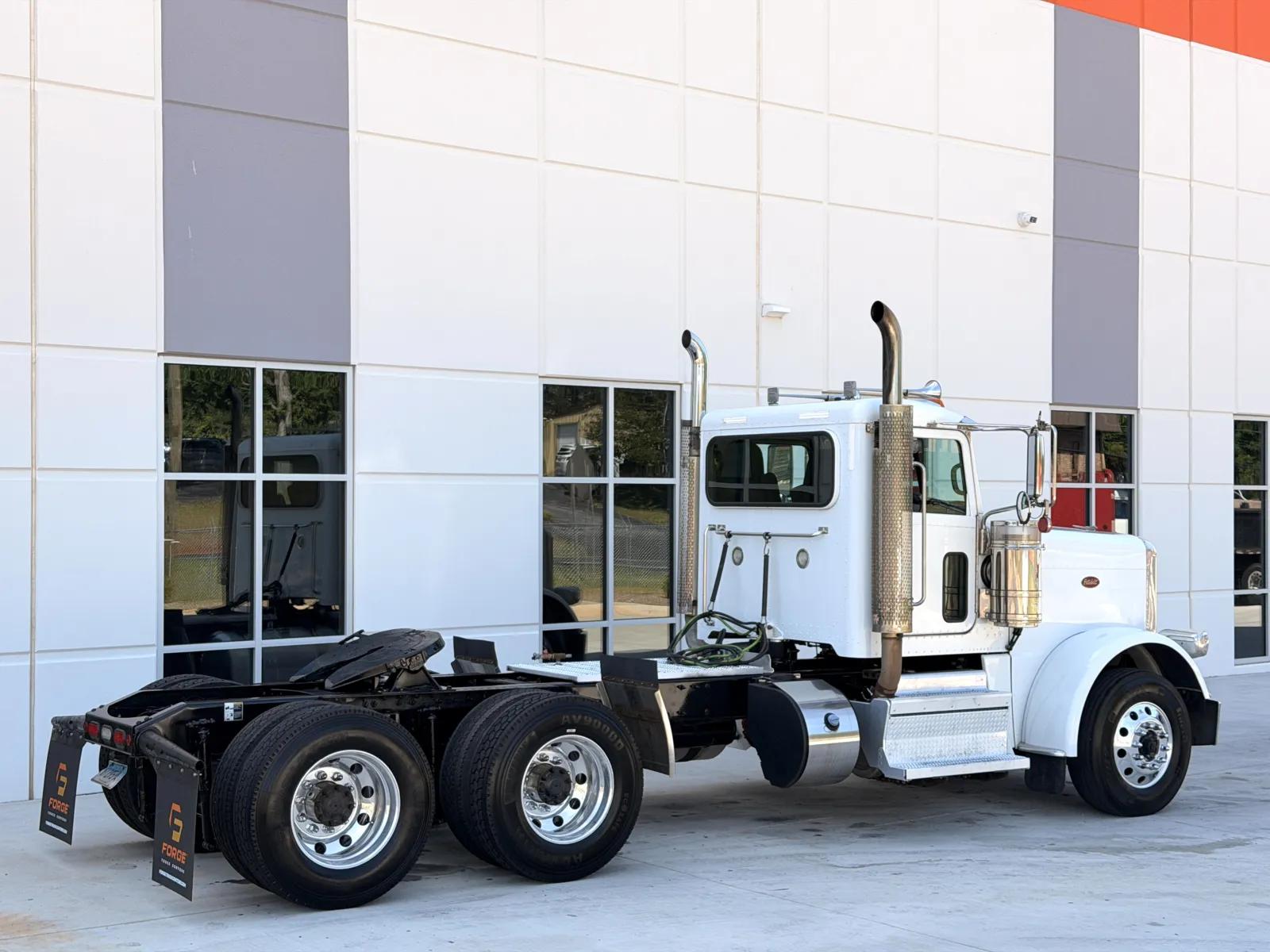 2020 Peterbilt 389 in Greer, SC — photo 5
